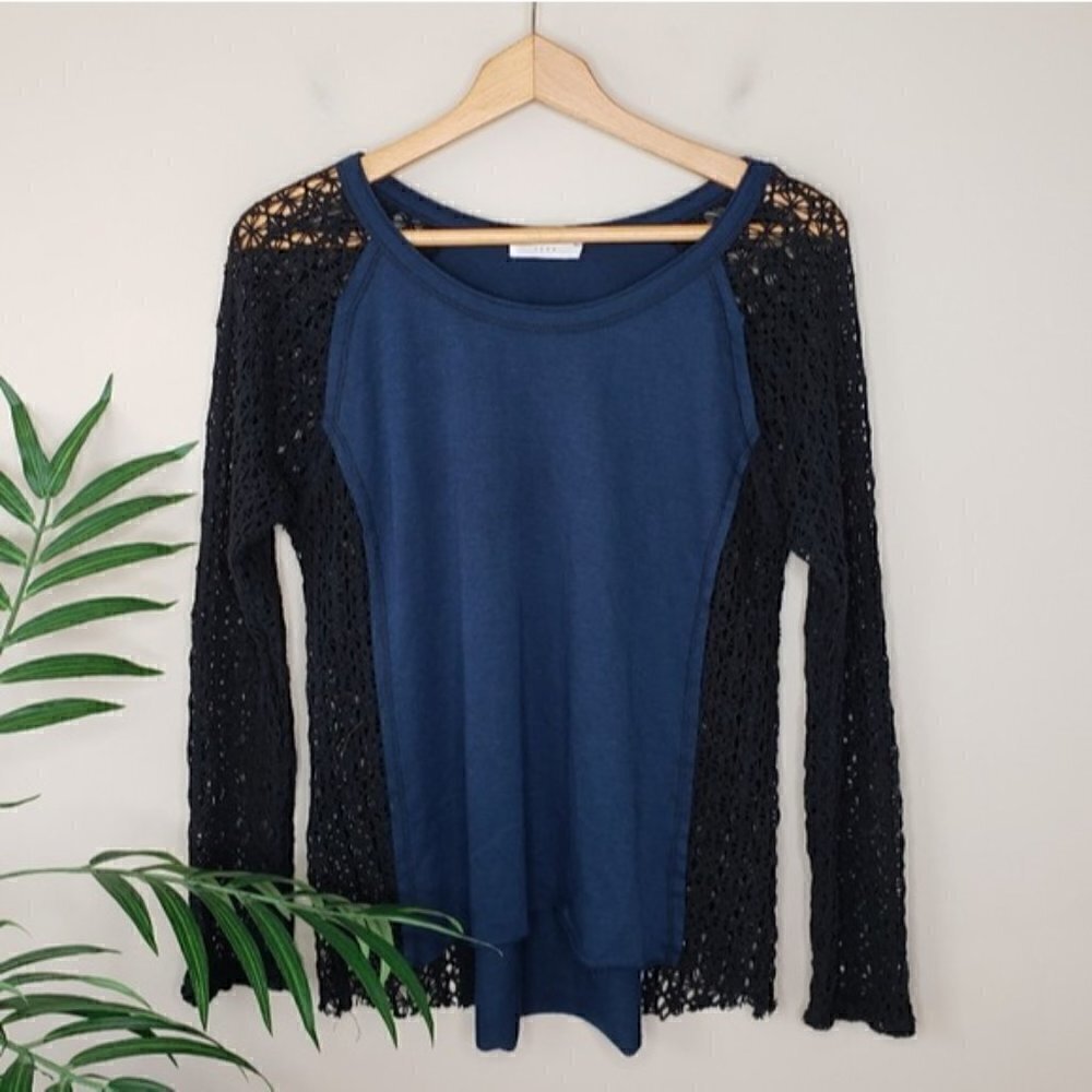 Lush Navy & Black Crochet Lace Long Sleeve Top Casual Neutral